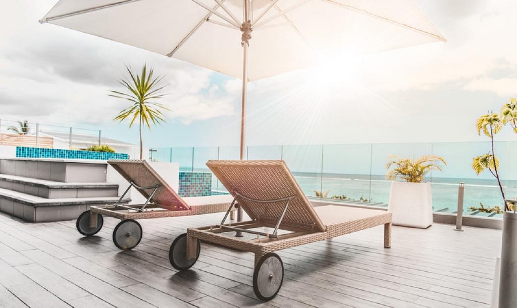 Cap Ouest Luxury Penthouse By Dream Escapes Daire Flic-en-Flacq Dış mekan fotoğraf