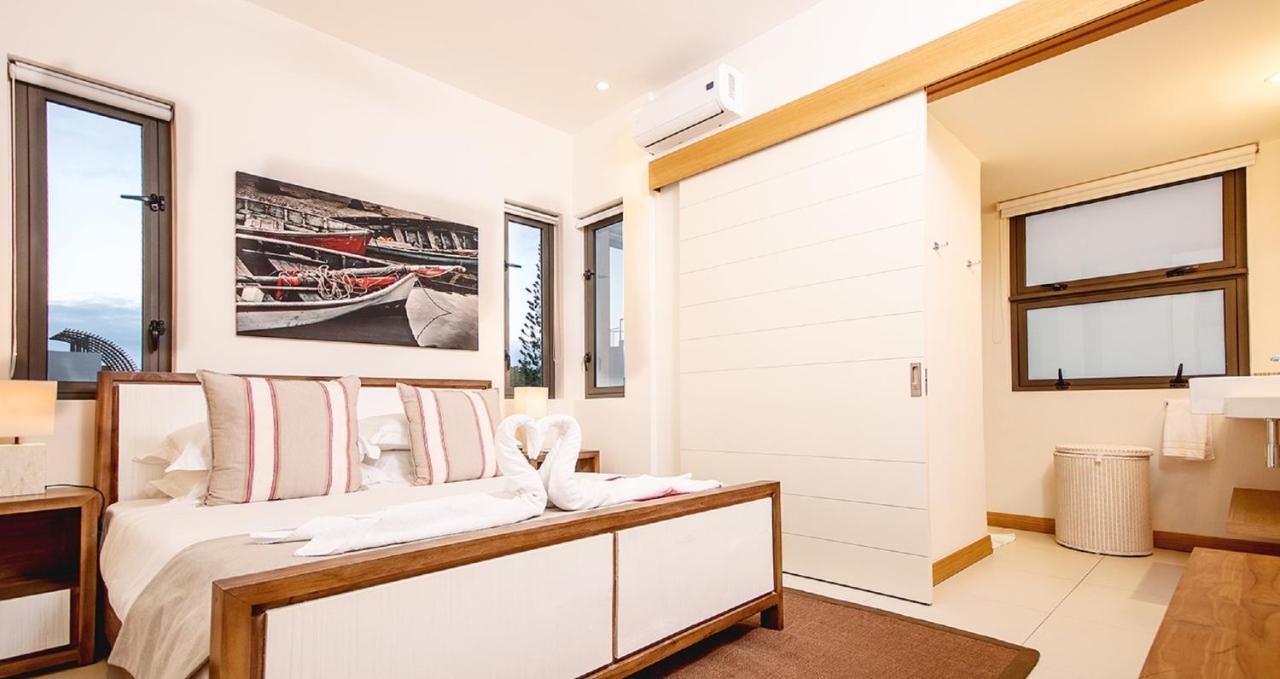 Cap Ouest Luxury Penthouse By Dream Escapes Daire Flic-en-Flacq Dış mekan fotoğraf
